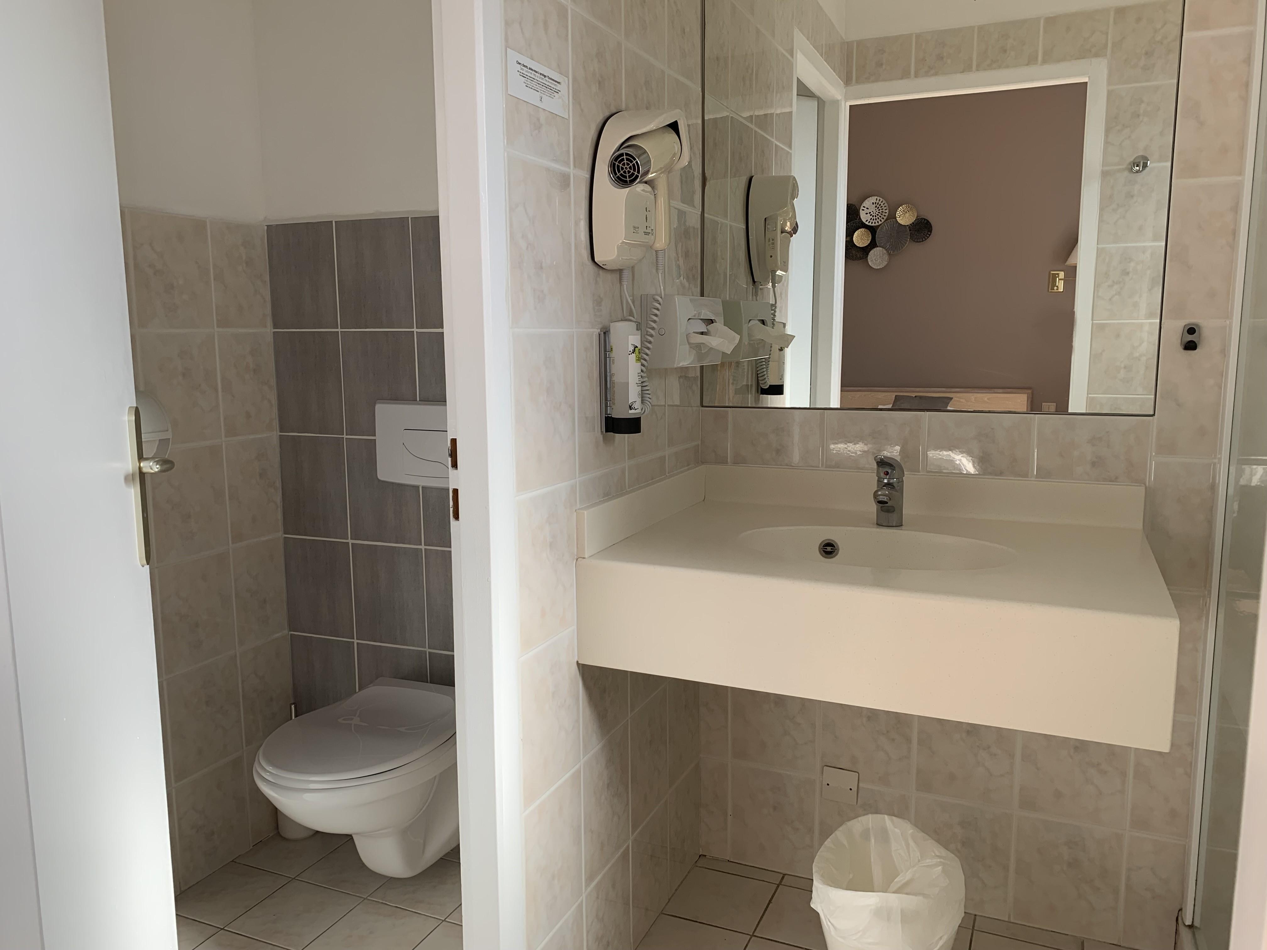 Saint-Jean-le-Centenier Logis Hotel Restaurant Le Mas De Mon Pere מראה חיצוני תמונה