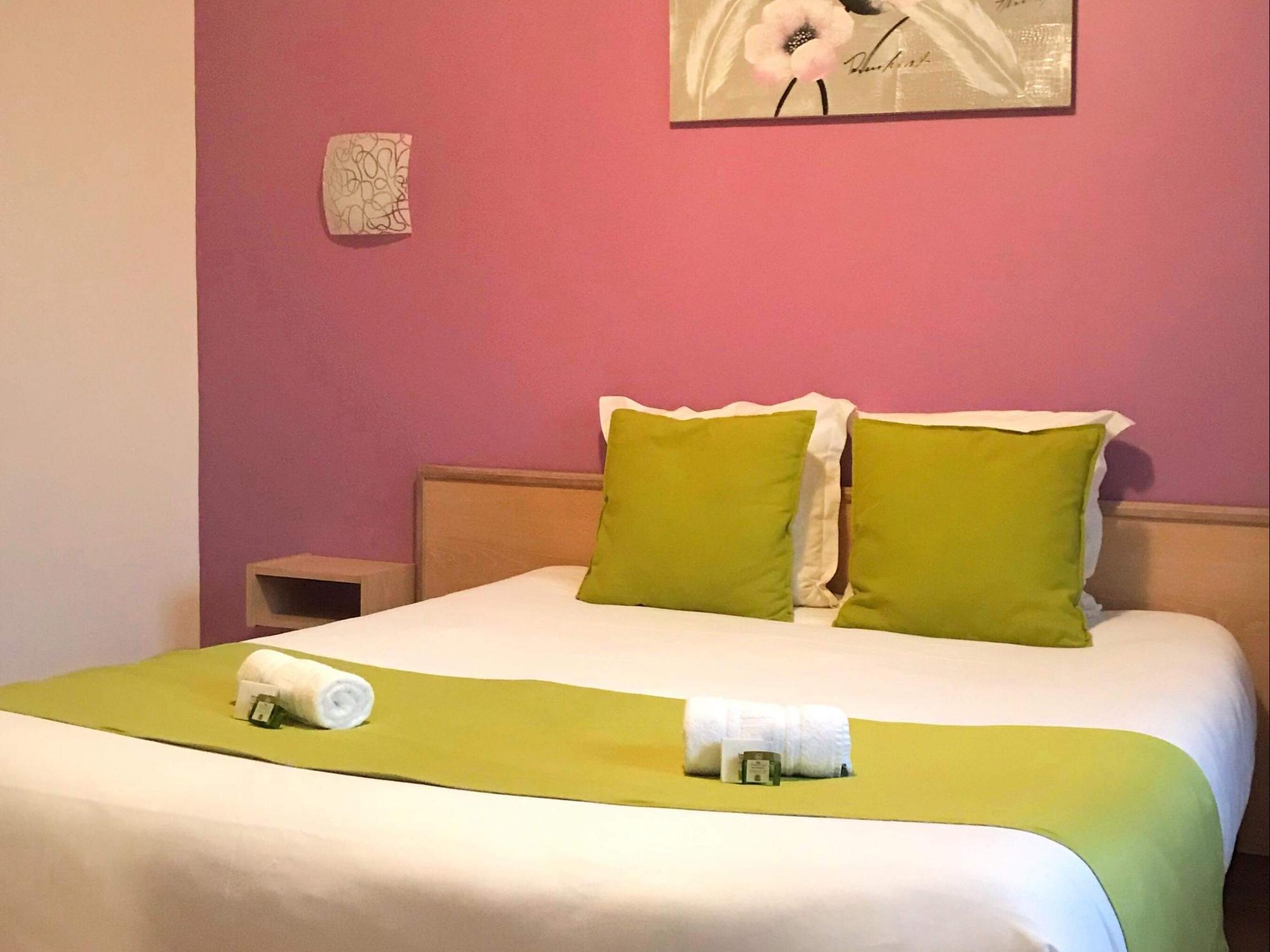 Saint-Jean-le-Centenier Logis Hotel Restaurant Le Mas De Mon Pere מראה חיצוני תמונה