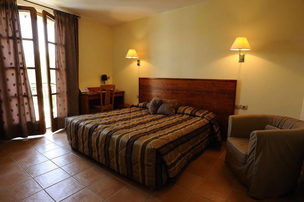 Saint-Jean-le-Centenier Logis Hotel Restaurant Le Mas De Mon Pere מראה חיצוני תמונה
